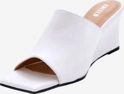 EDITED Sandaal 'Neeke'