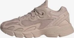 ADIDAS ORIGINALS Sneakers Laag 'Astir'