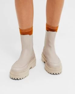 SELECTED FEMME Chelsea Boots 'Asta' -Damesschoenen b5cbd7bfc8748ba9c7318f0a3edc995f